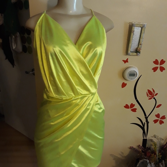 Lime Green Mini dress - Picture 2 of 7